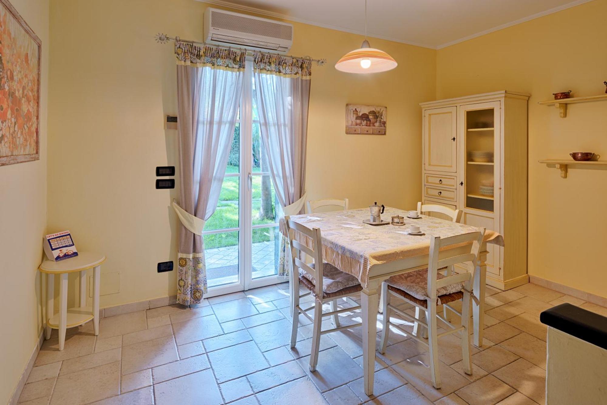 Casa Vacanze Nel Giardino Di Renzo Imperia Buitenkant foto